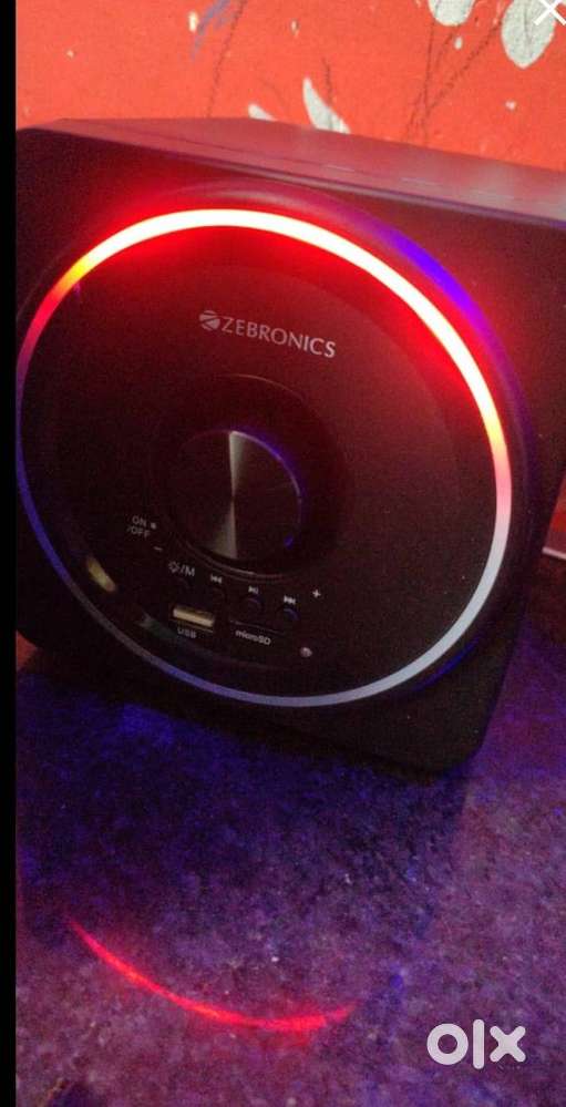 2.1 speakers ( Zebronics ) .