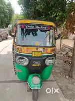 Bajaj Re CNG and Petrol auto rickshaw  pakka localpermit original Bond