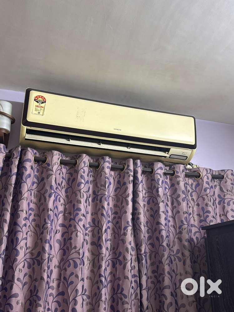 Split AC -Hitachi