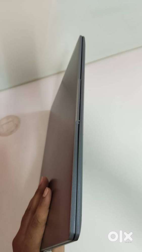 lenevo ideapad slim 3 15IAH8