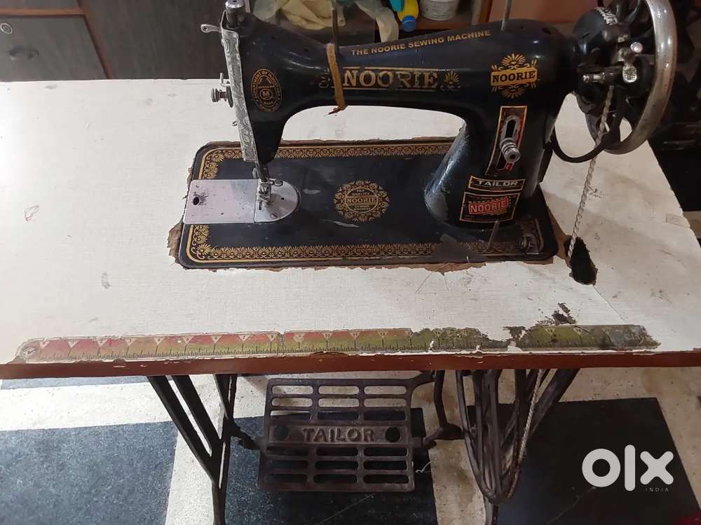 Noorie tailoring sewing machine