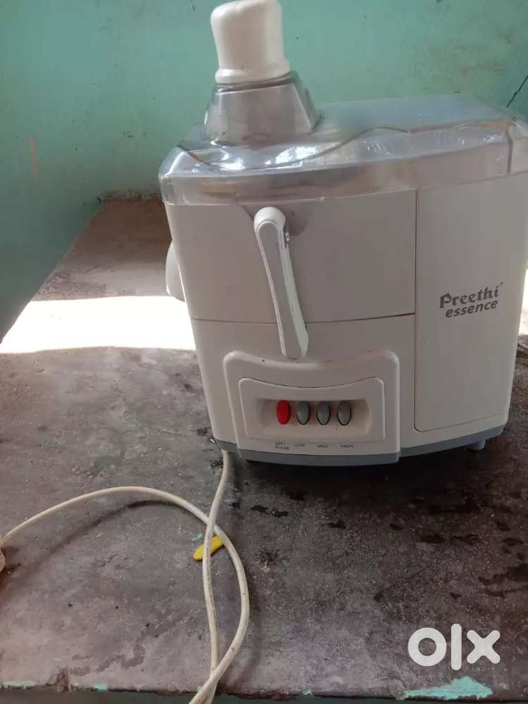 Preeti Essence Juicer