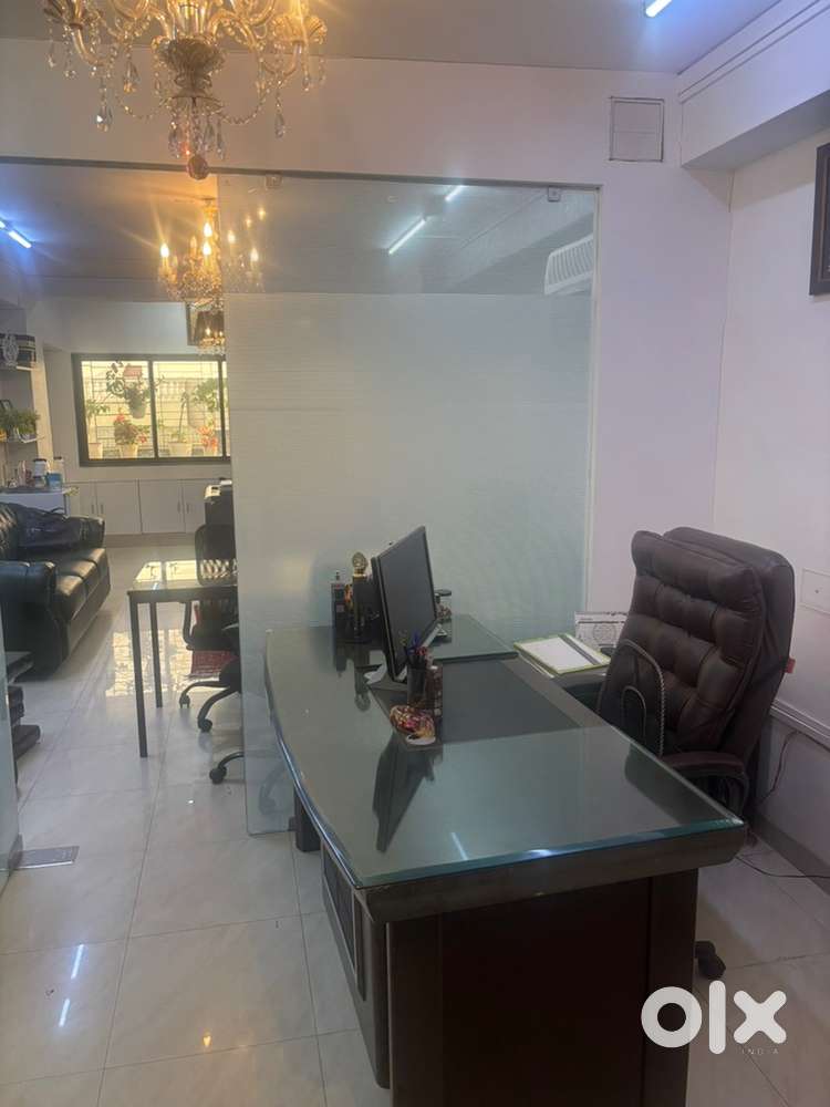 1050 sq office for sale santacruz west