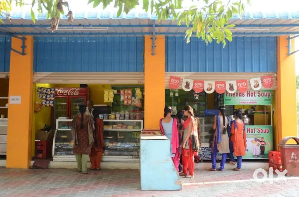 Ice cream and soup shop for daily rent in familiar womens college