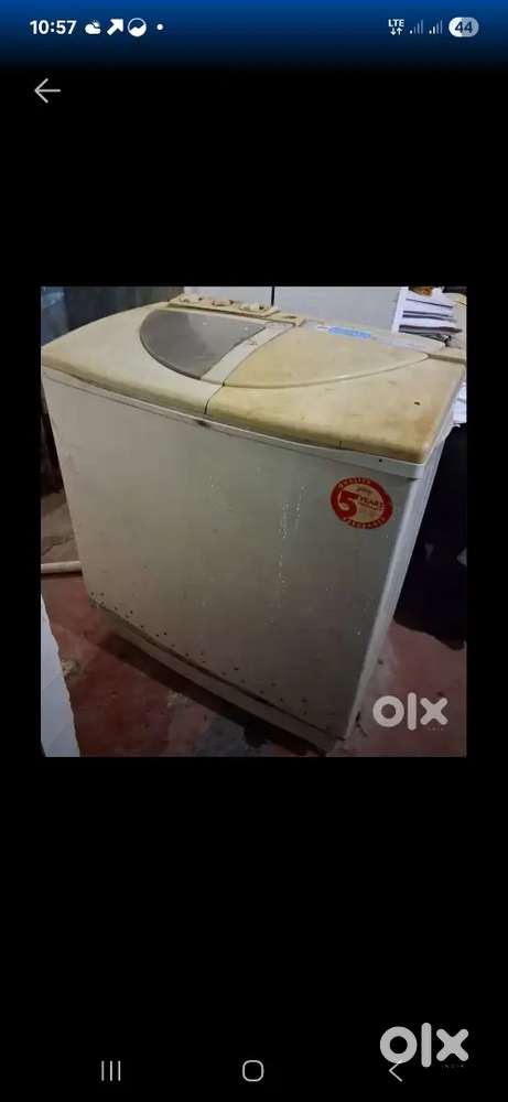 Price negotiable, Whirlpool washing machine excellent condition