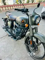 Brand new hai bilkul jab se buy ki hai bs rakhi hui hai