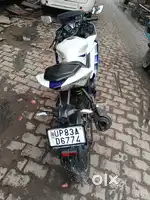 Very good condition white bule colour new tyr new battery