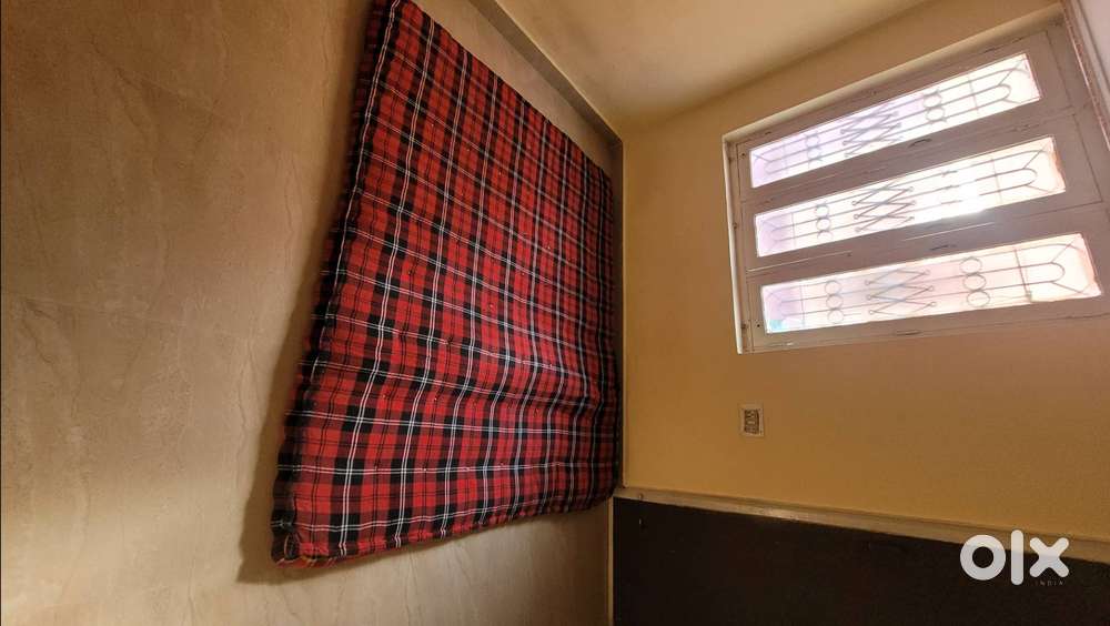 King sized bed mattress