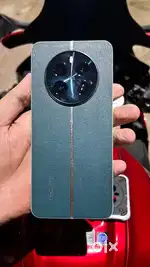1 years old Original charger and original box