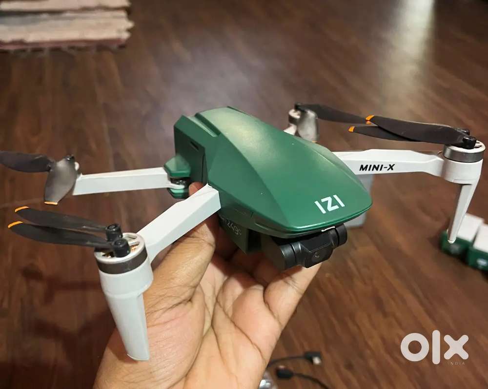 Izi mini drone