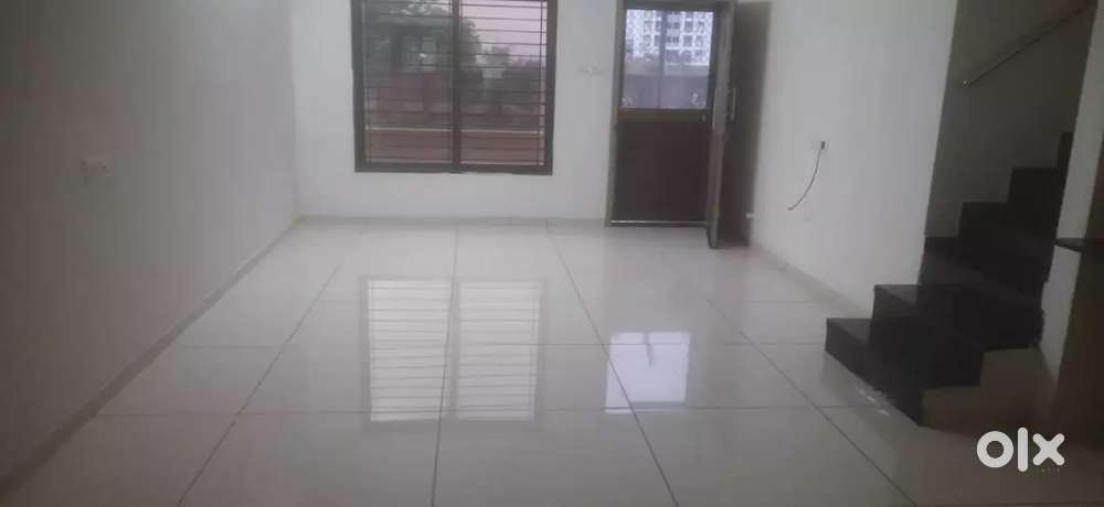 Opp Hyatt place for bachelors 1room attached washroom