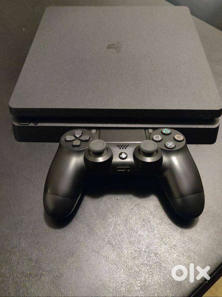 Playstation 4 (1TB)