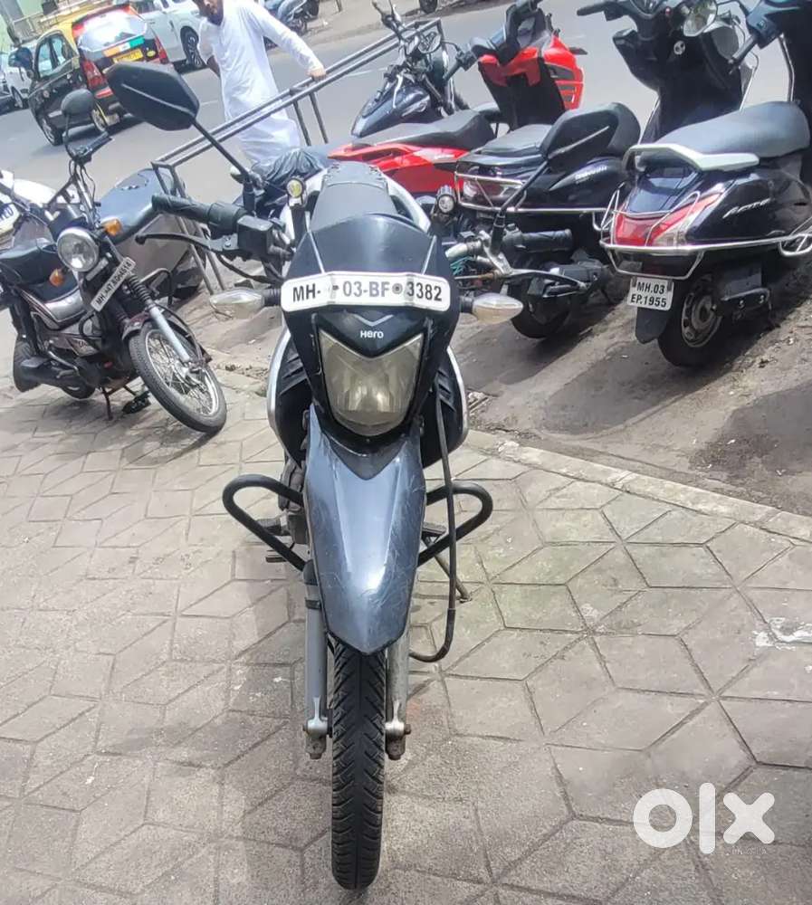 I am selling  x pulse 2012 model 
METALLIC blk colour 
Bike location g