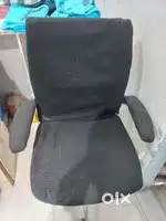 Showroom/office rowolving chair