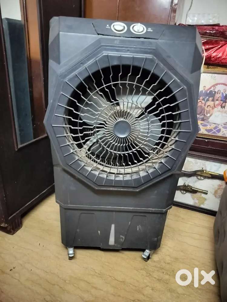 Powerful cooler cum mini AC is up for sale at throwaway price