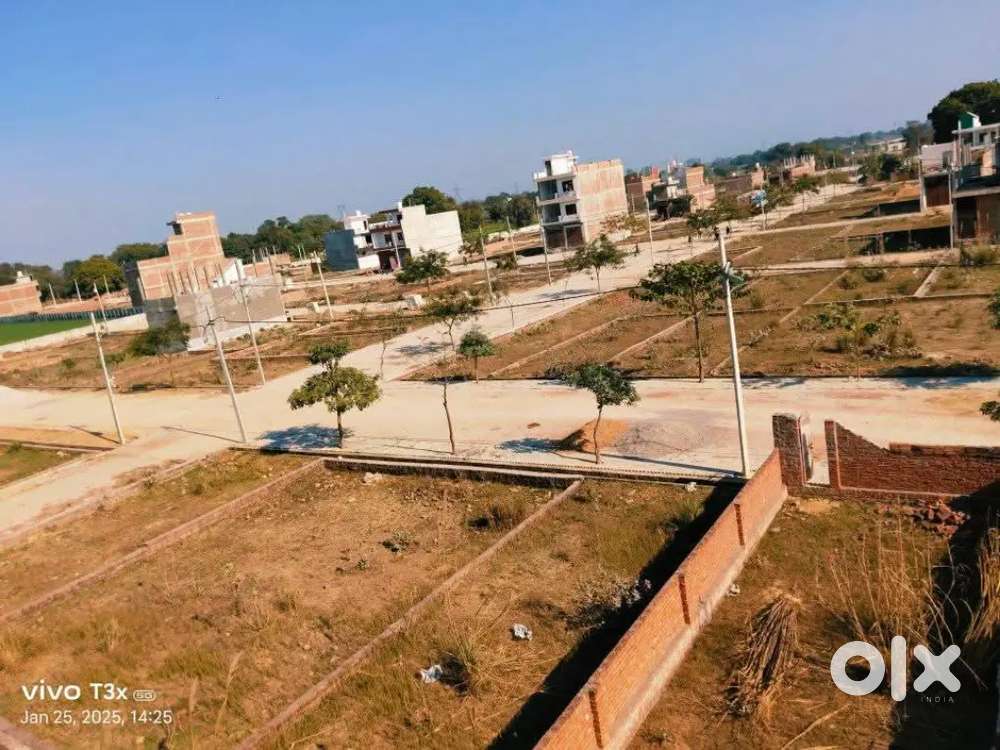 आवास विकास योजना से 500 मीटर की दूरी पे प्लॉट खरीदे आउटर रिंग रोड पर