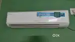 Urgent sell Loyyd Non inverter AC