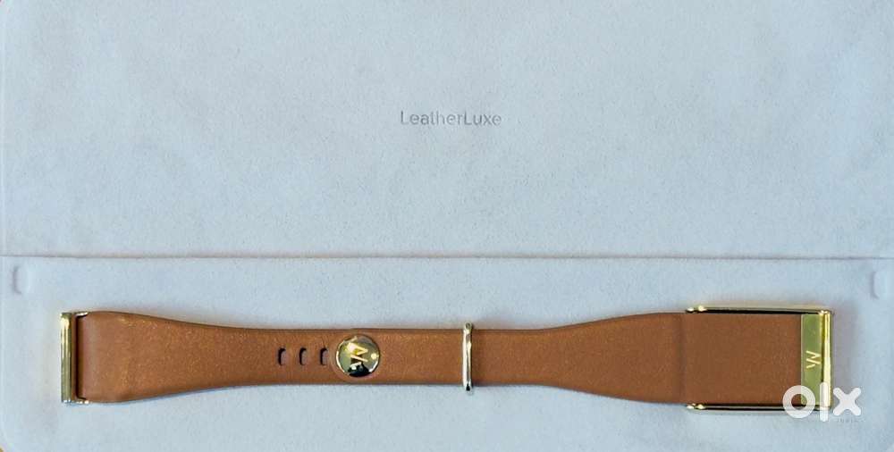 Whoop MG/5.0 LeatherLuxe Tapered Band / Camel With Gold