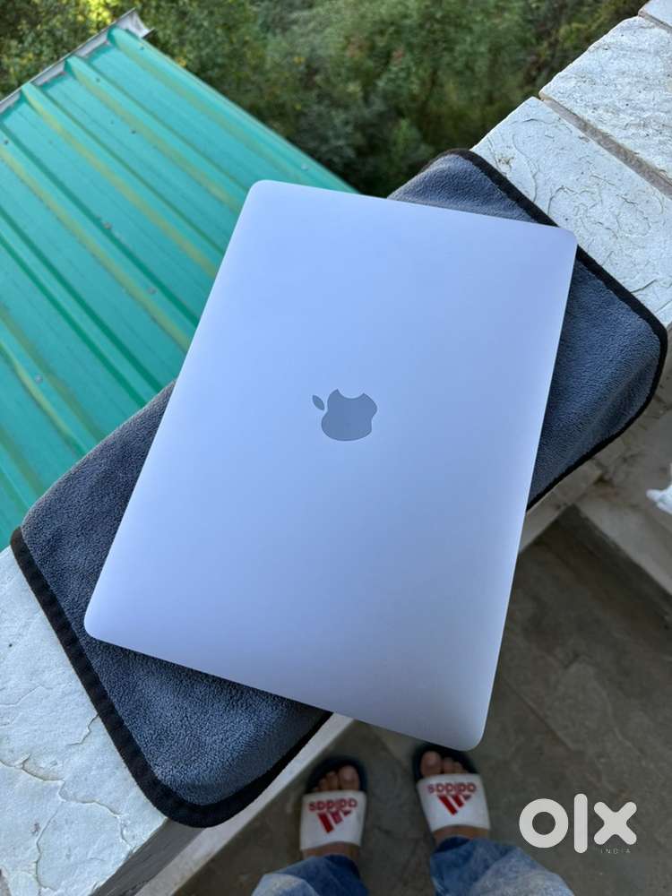 MacBook Air m1 October 2024 purchased