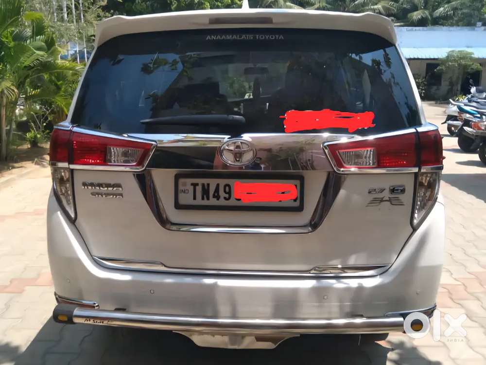 Toyota Innova Crysta 2022 Petrol 98000 Km Driven