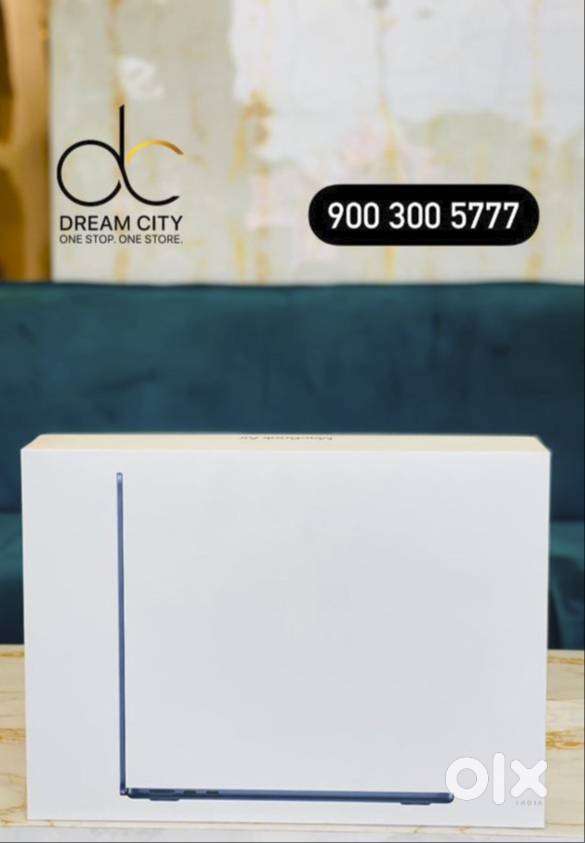 MACBOOK AIR M4 13INCH 16/256GB BRAND NEW WITH 1 YEAR WARRANTY