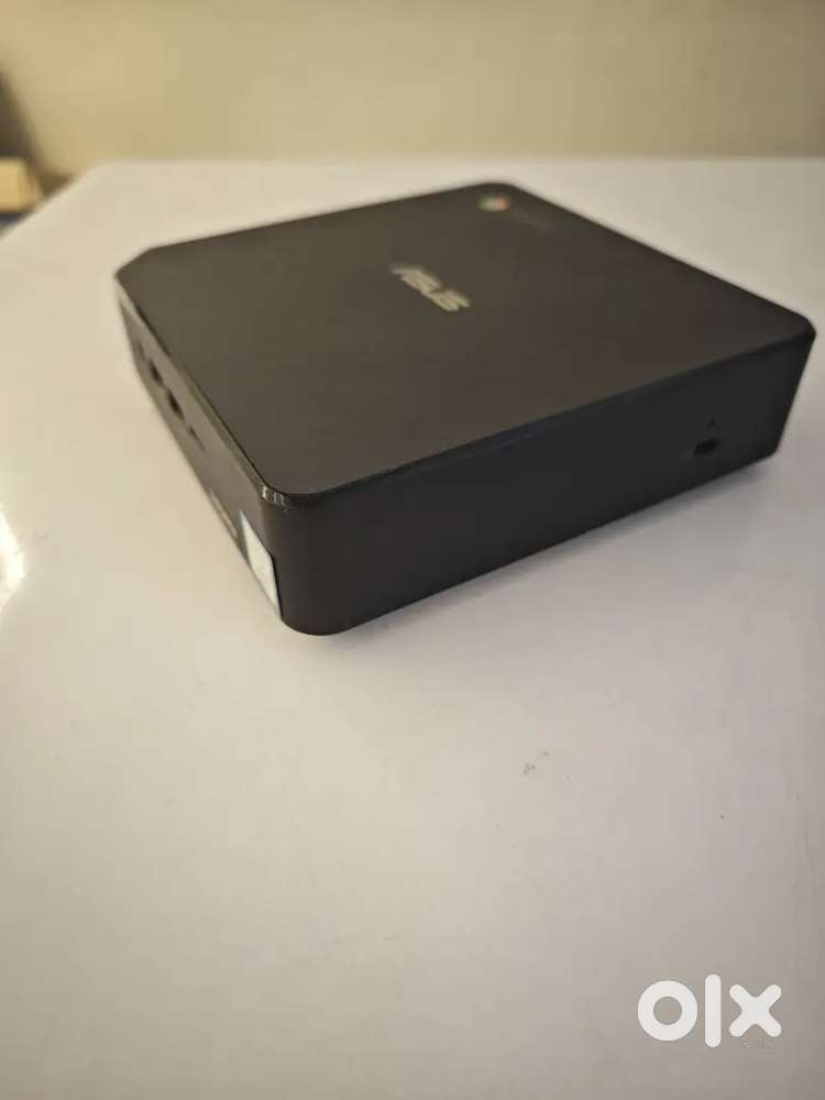 Asus cpu i7 8 gen ( 256)