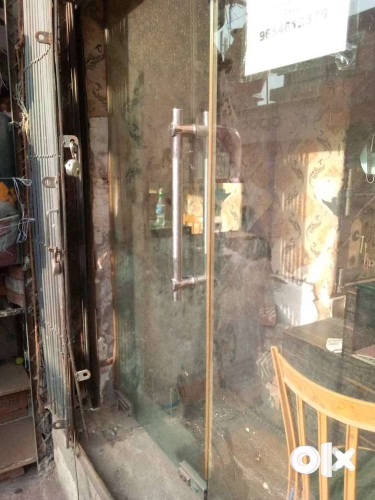 SHOP GLASS DOOR AND GLASS SHIELD - OFFICE TOUGHNED GLASS , GLASS DOOR