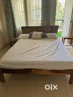 Queen size wakefit bed and mattress