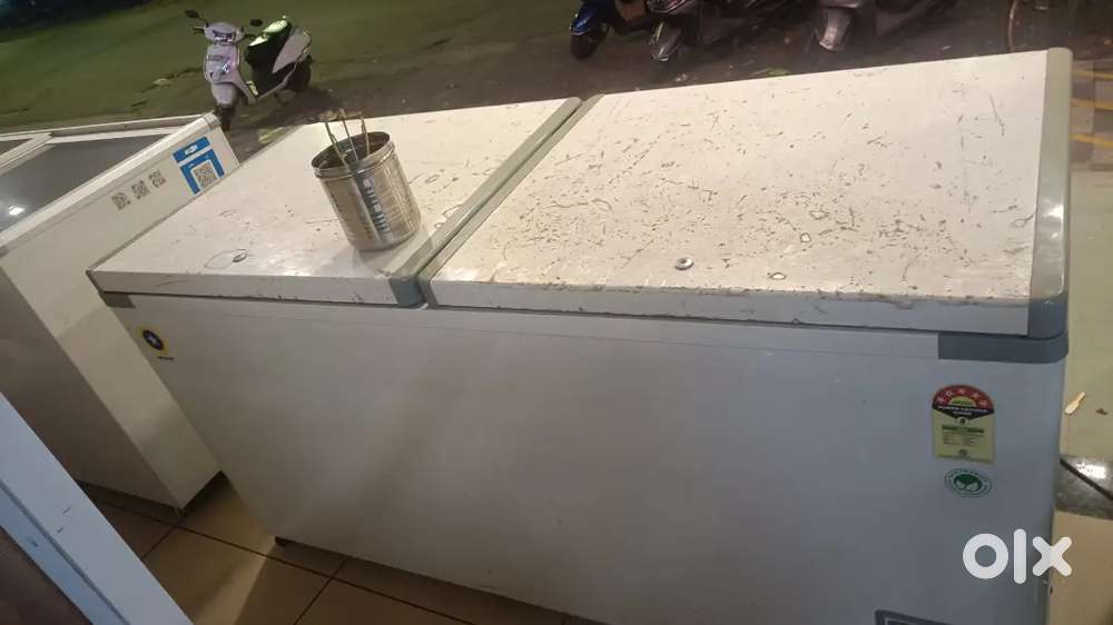 Commercial fridge, icecream fridge