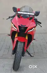 Yamaha R15 V4