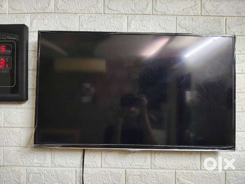 Samsung 32″ Full HD Smart LED TV - Excellent condition
