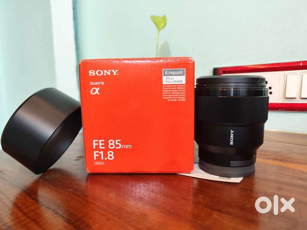Sony prime lens 28mm and 85mm