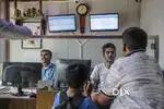 যুৱক আৰু যুৱতী recruit কৰা হয় আছে Axis বেঙ্কত