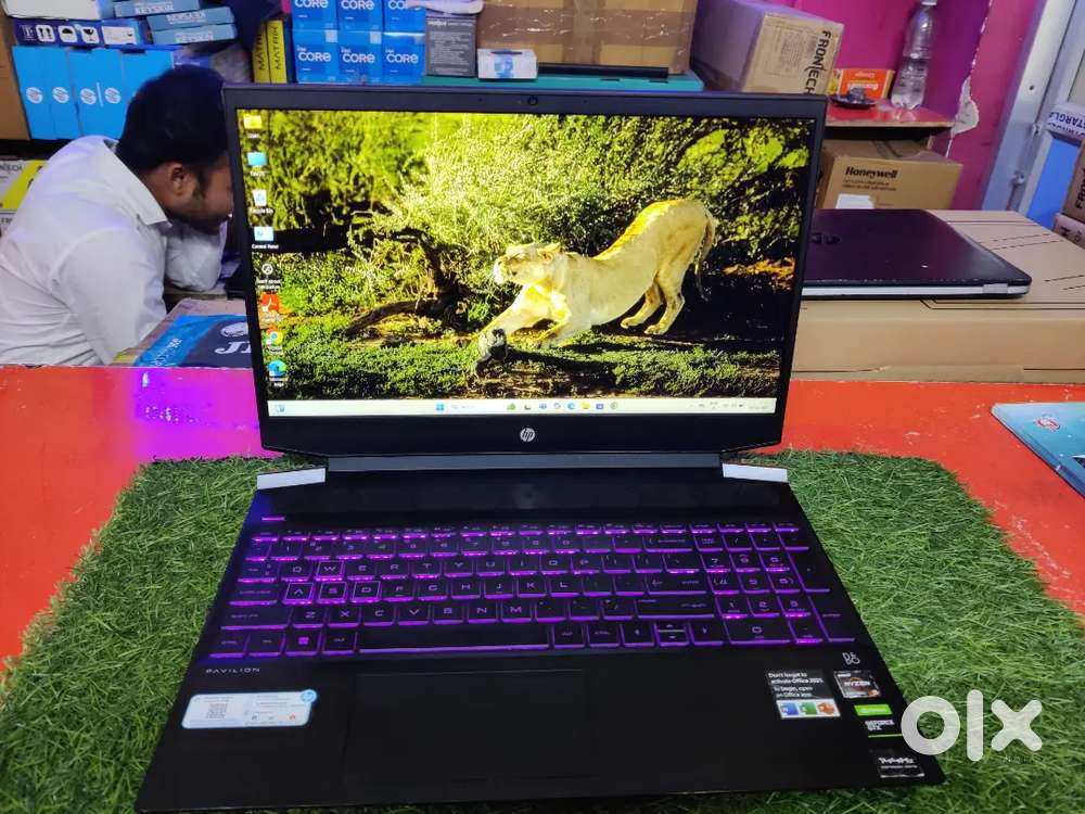 BUY NOW FULLY FRESH CONDITION GAMING LAPTOP WITH BILL AND WARRANTY