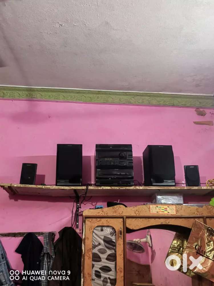 Sony system 4 way speaker no remote with