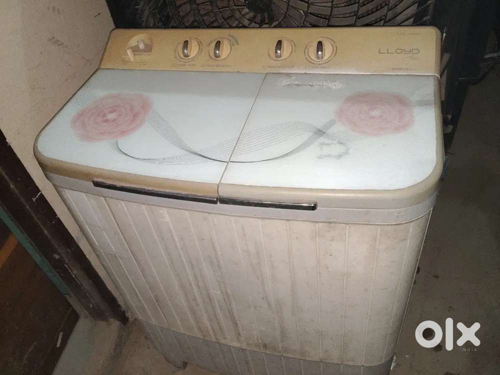 Good condition washing machine loyad Flora 8.5 kg