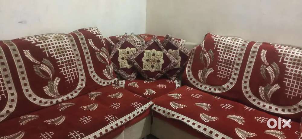 Comfortable Sofa Set