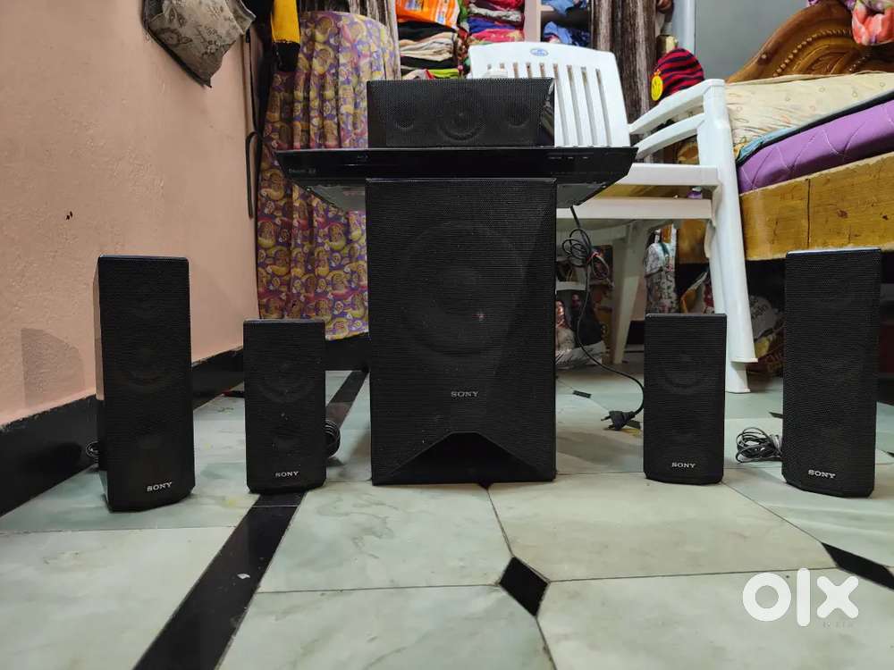 Sony Blu-Ray Home Theatre System BDV-E3200