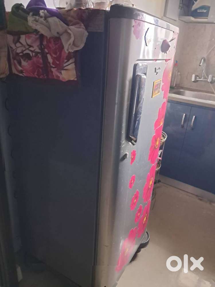 Whirpool single door fridge