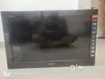 Sony Bravia Color LCD TV