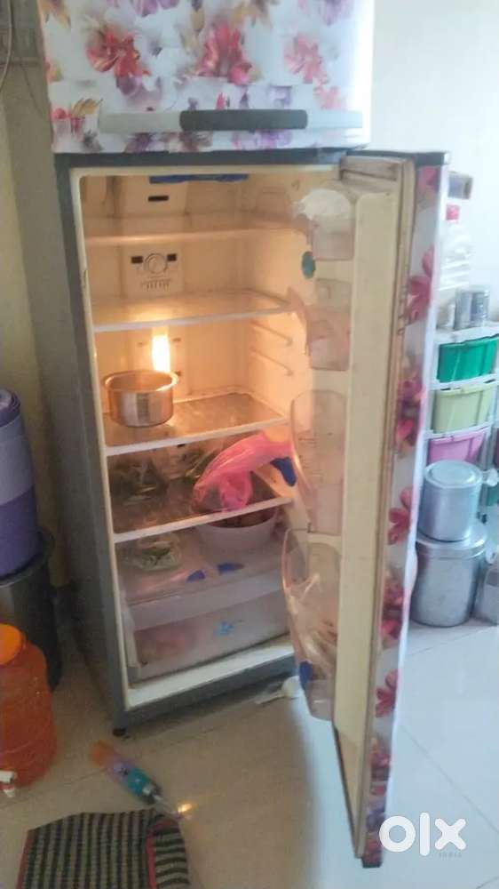 Urgent sell fridge