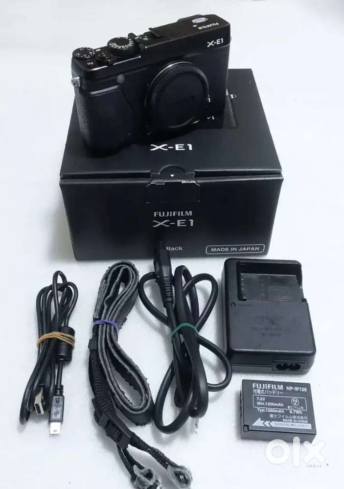 Fujifilm X Series X-E1 16.3MP Digital SLR Camera