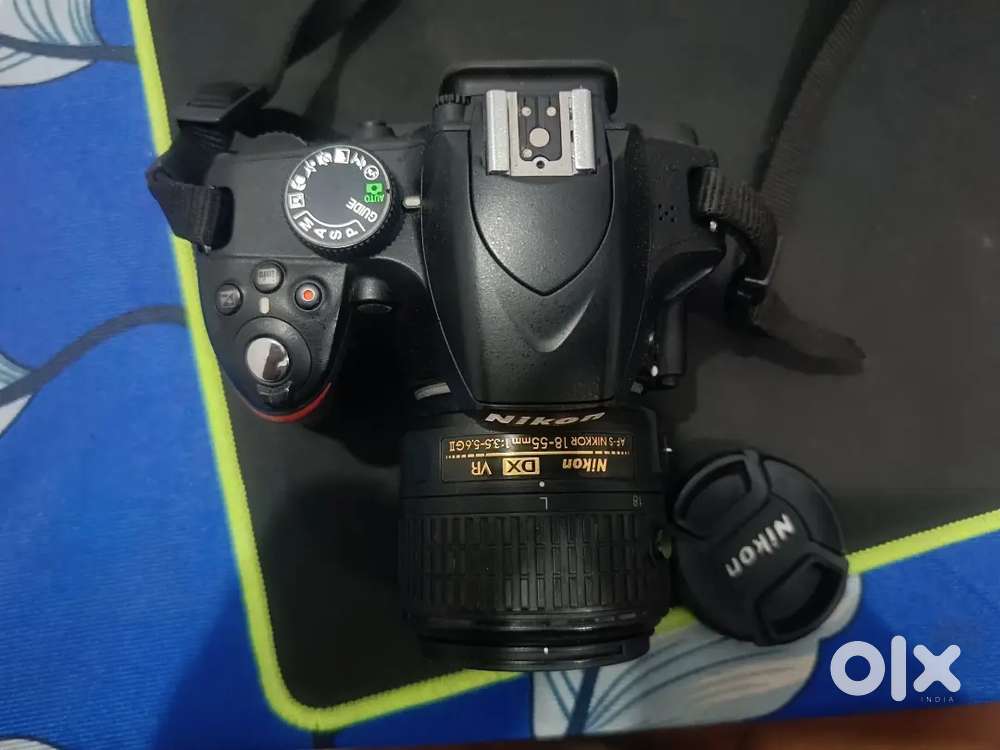 Nikon D3200 DSLR + Original Nikon Charger MH-24
