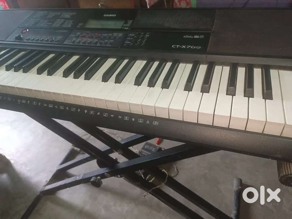 Casio CTX700