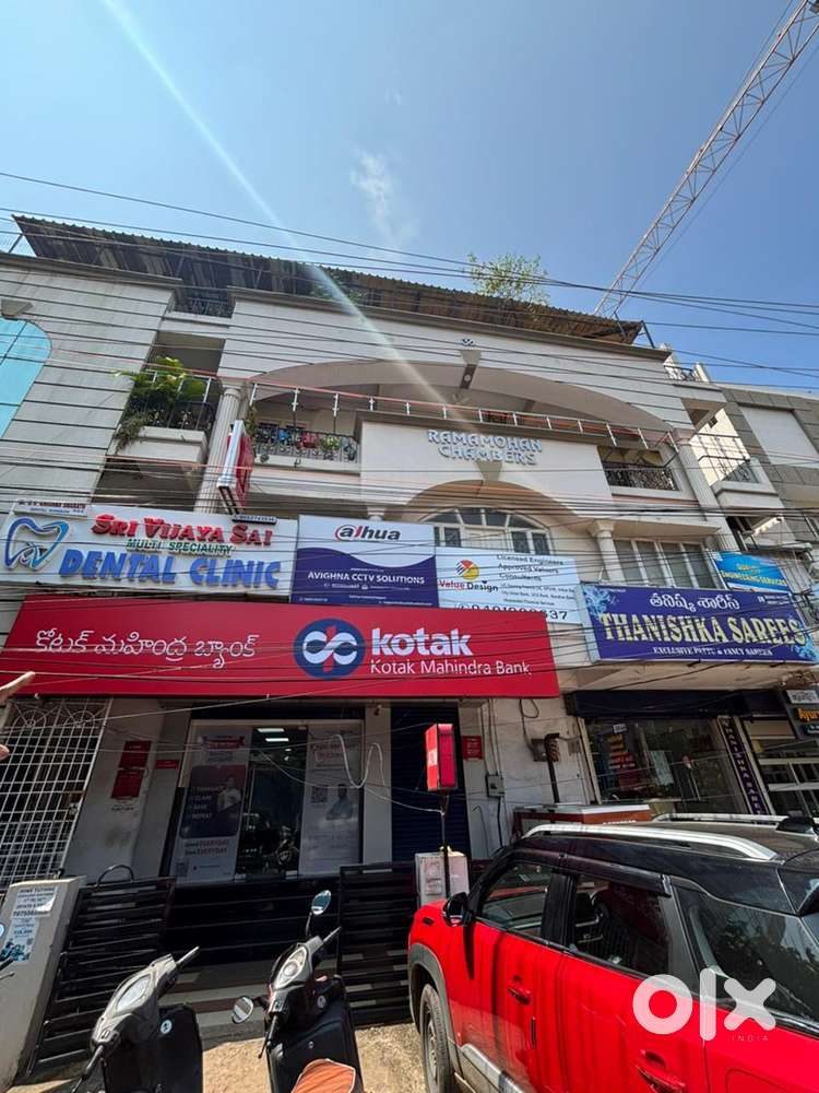 TOLET COMMERCIAL SPACE