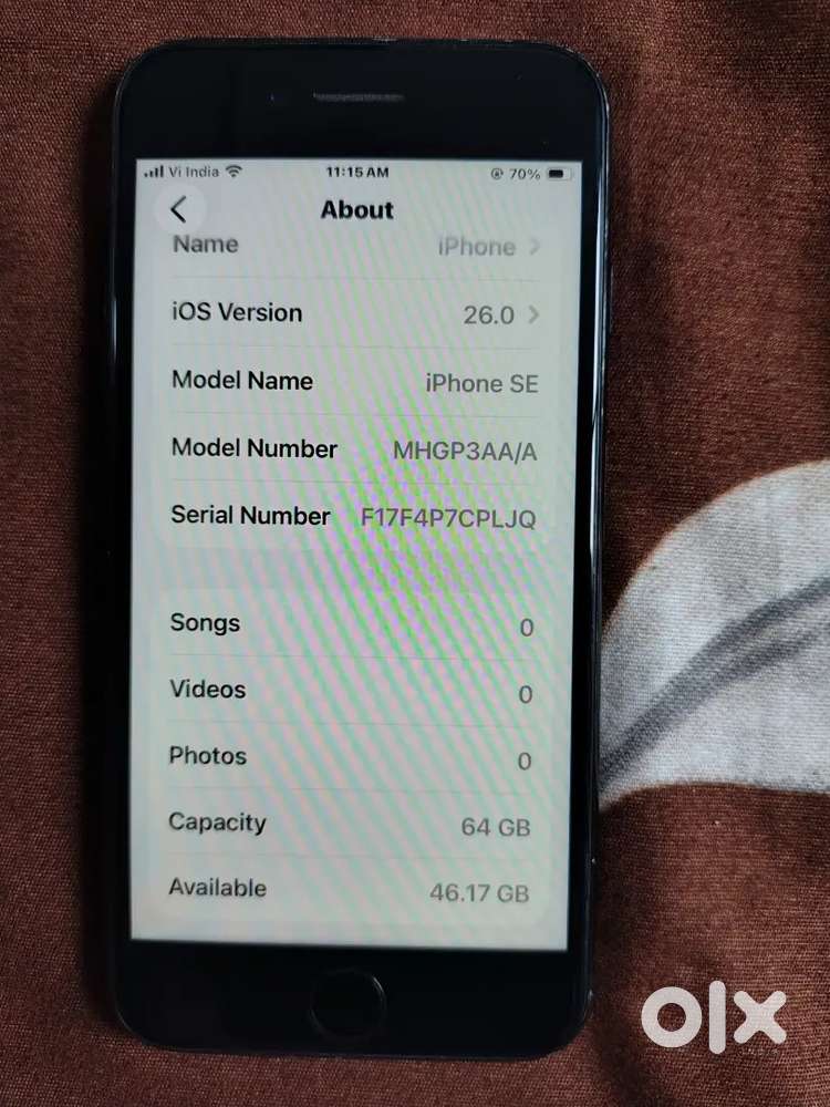 iPhone se 2020 ha black colour ha 4g 64GB all ok device