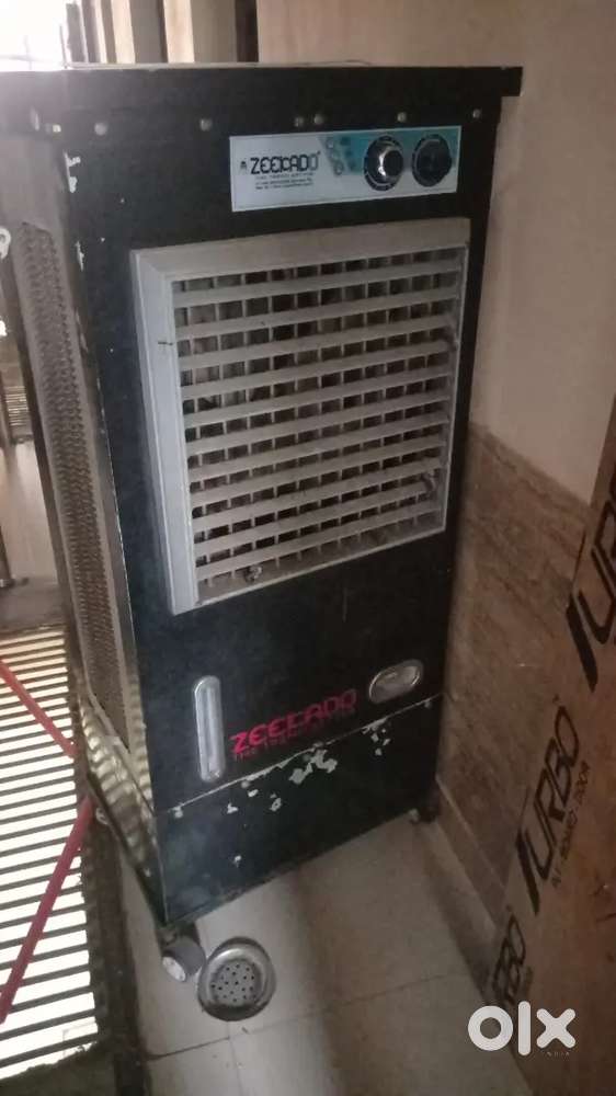 Cooler for sale fix price 5k(negotiable)