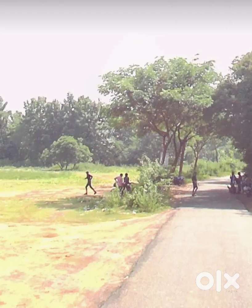 Commercial / Residential plot for sale at 250000/- per cent