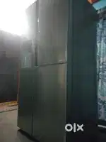 Side by side LG fridge
