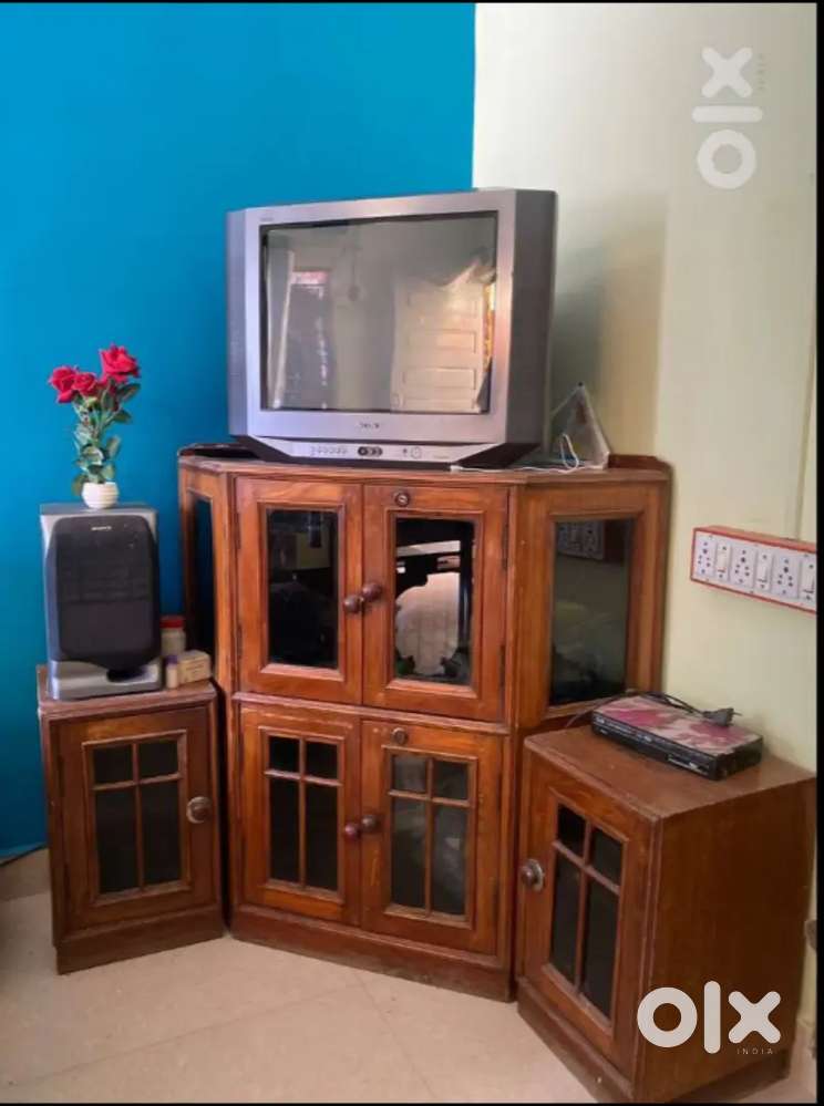 Sony wega Television with cabinet